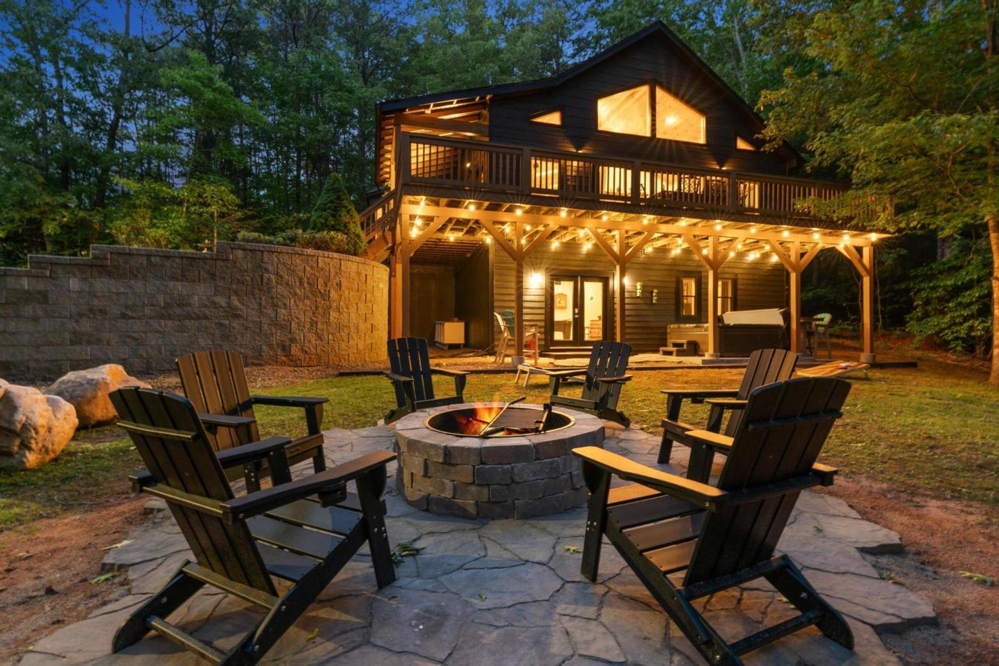 Lux Mtn Cabin - Hot Tub, Fire Pit, Game Room Franklin Kültér fotó